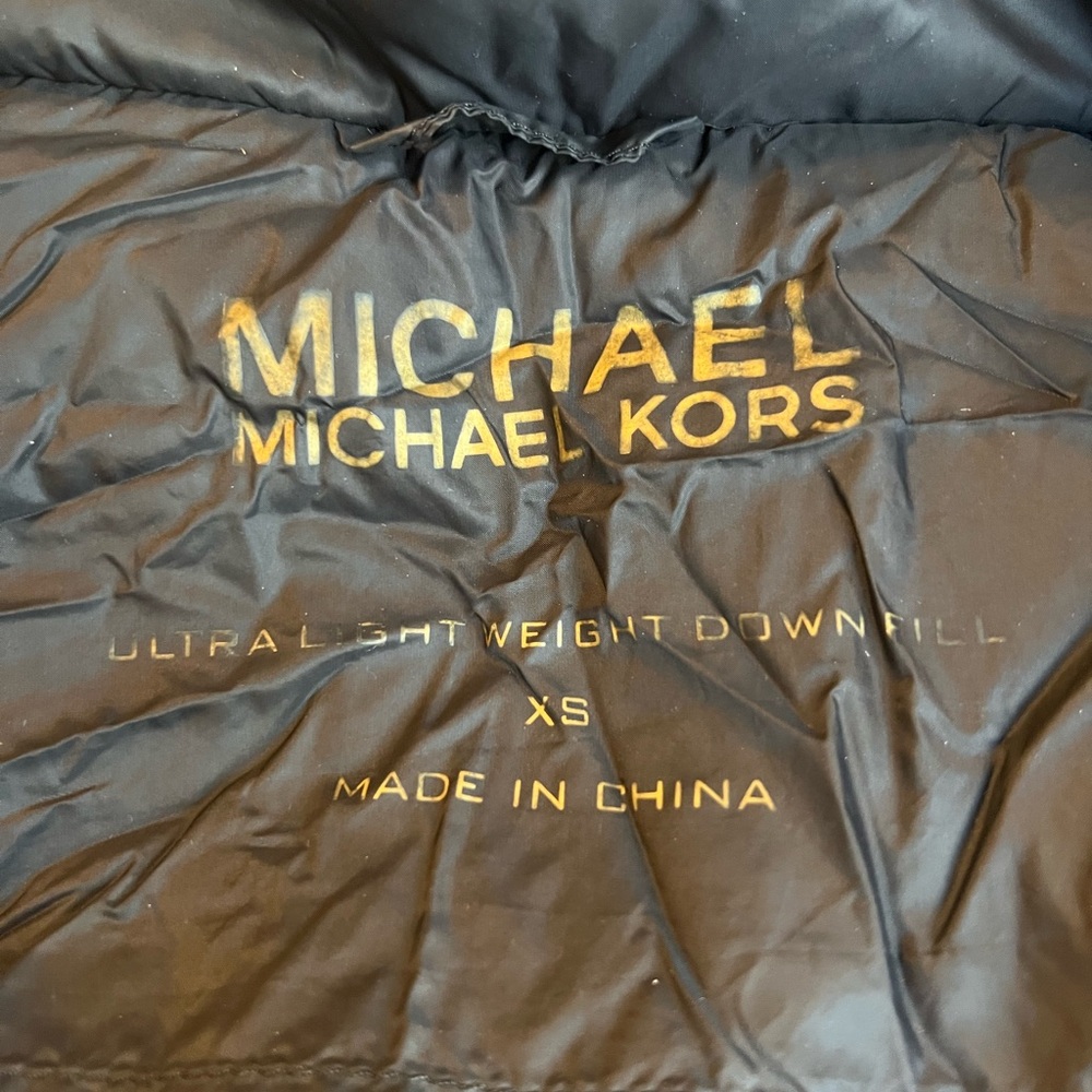 Michael Kors MK Ultra Light Weight Hooded Quilted Puffer Down Vest Black XS - Picture 4 of 10